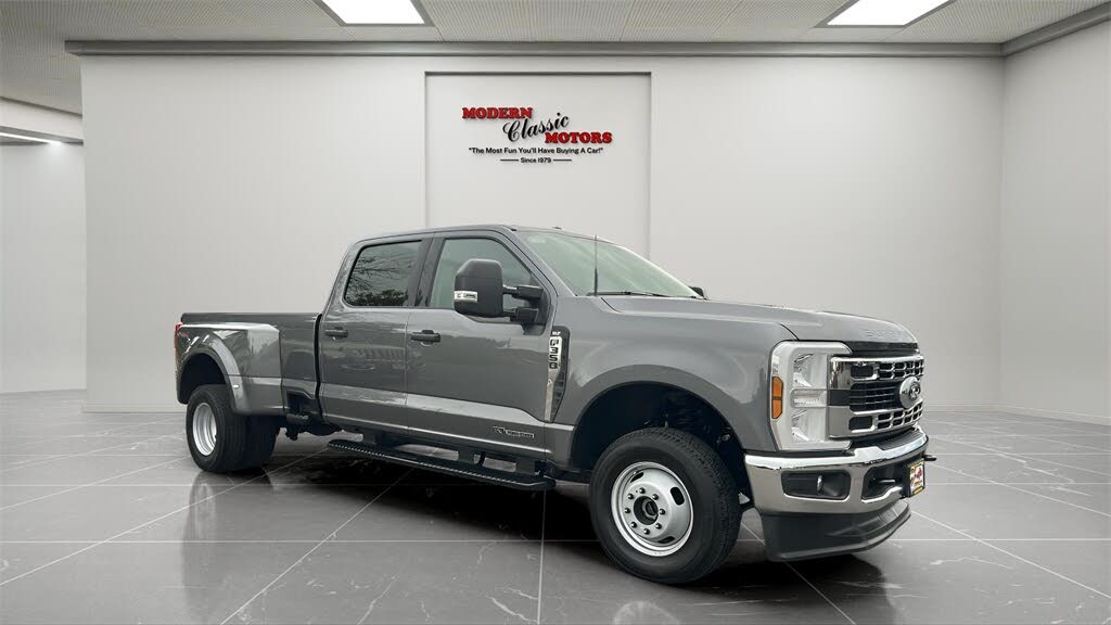2024 Ford F-350 Super Duty XLT Crew Cab LB DRW 4WD