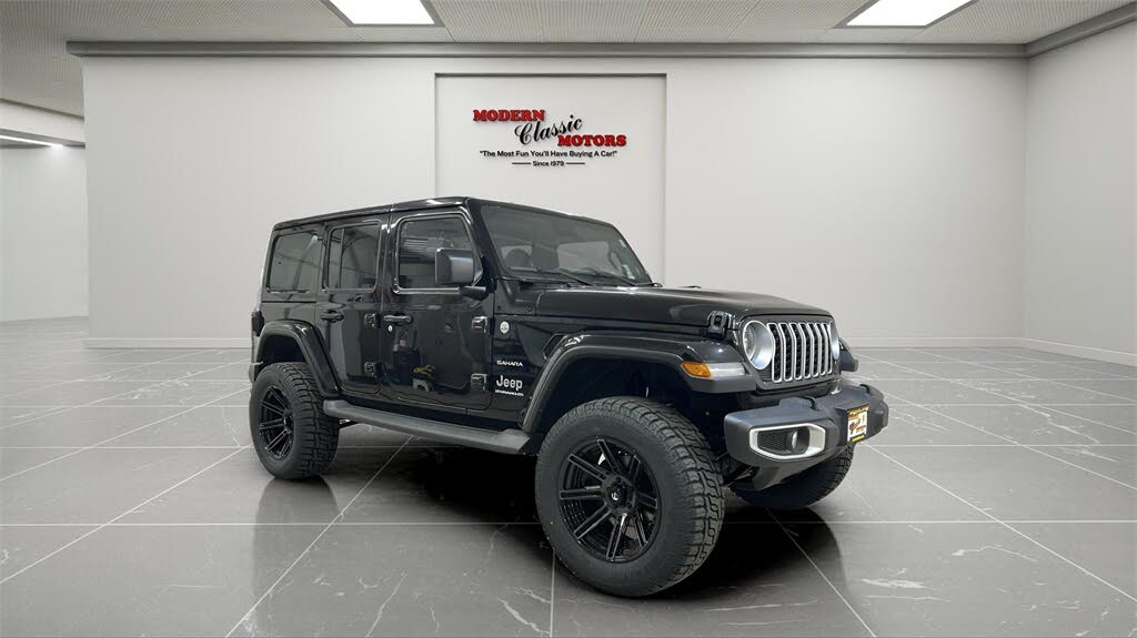 2024 Jeep Wrangler Sahara 4-Door 4WD