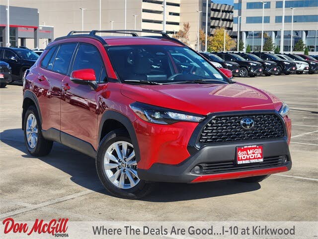 2024 Toyota Corolla Cross LE FWD
