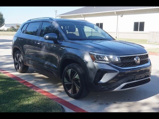 2024 Volkswagen Taos SE 4Motion