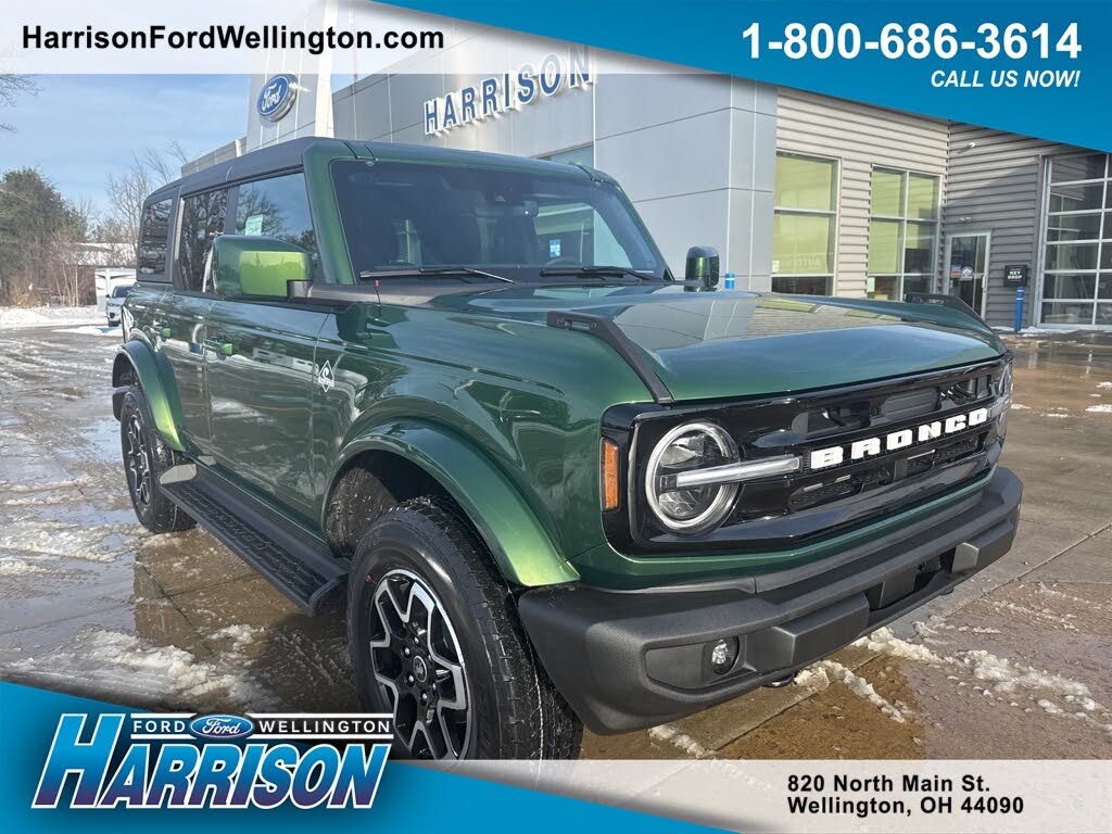 2025 Ford Bronco Outer Banks 4-Door 4WD