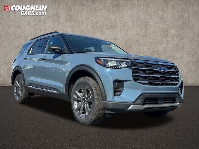 2025 Ford Explorer Active AWD
