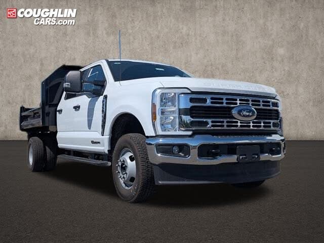 2025 Ford F-350 Super Duty Chassis XL Crew Cab DRW 4WD