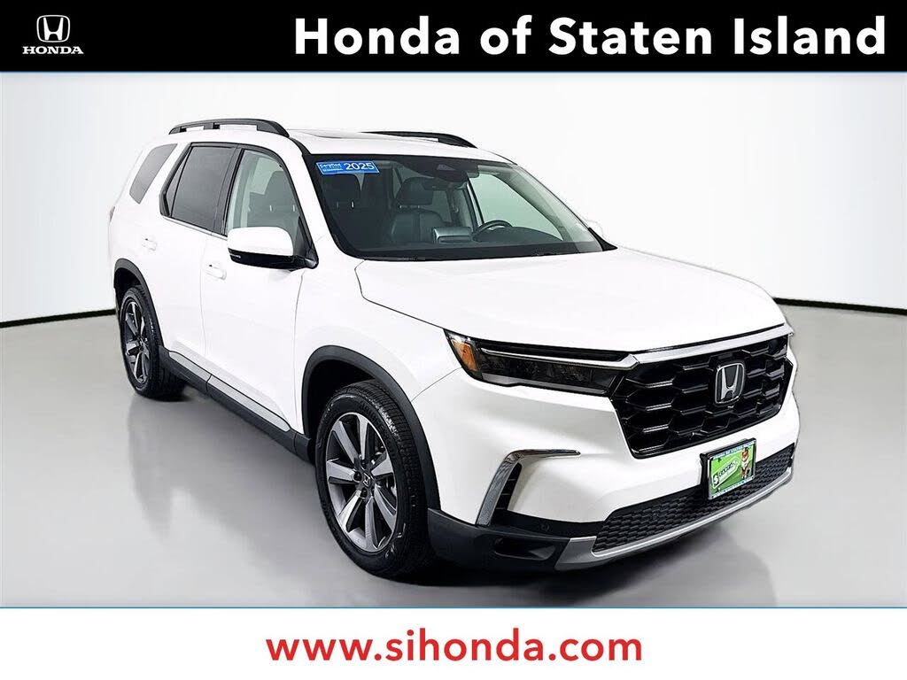 2025 Honda Pilot Touring AWD
