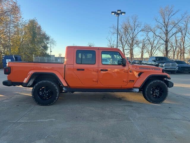 2025 Jeep Gladiator High Tide Crew Cab 4WD