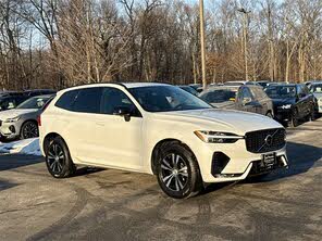 Volvo XC60 B5 Core Dark Theme AWD