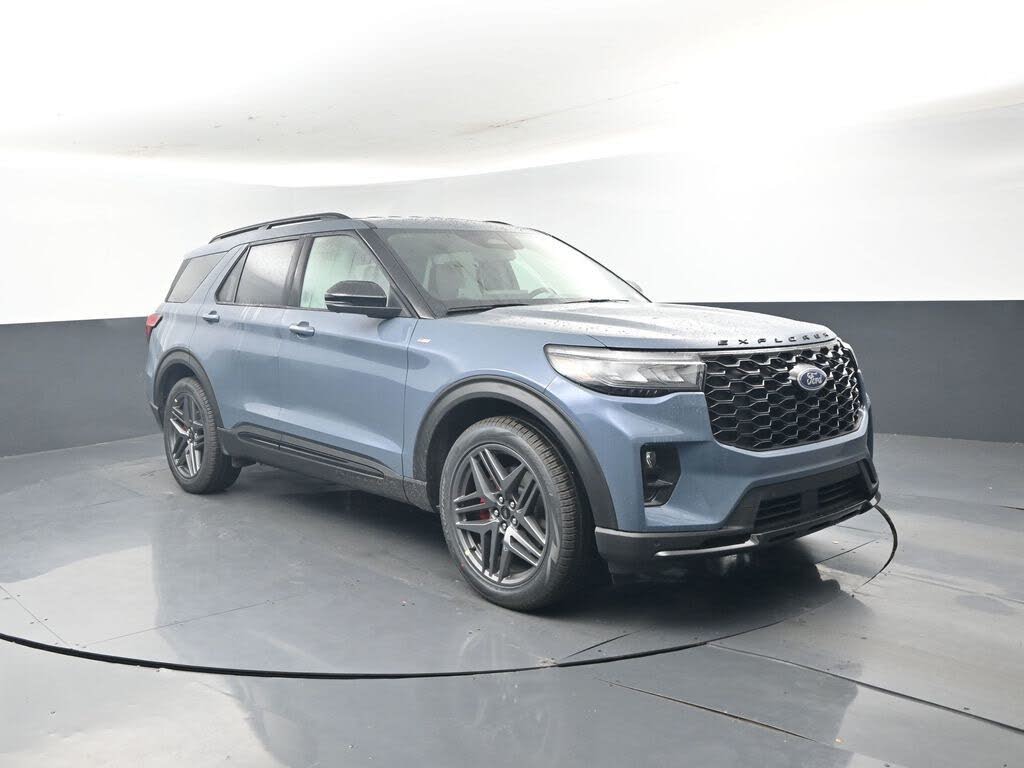 2026 Ford Explorer ST-Line RWD