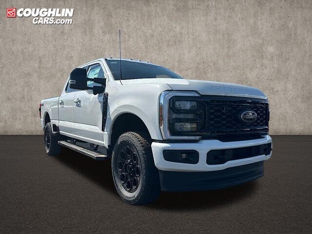 2026 Ford F-350 Super Duty Lariat Crew Cab 4WD