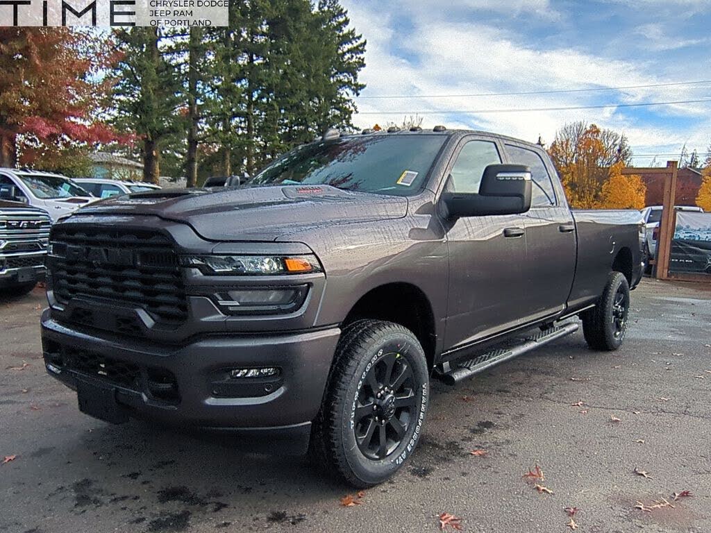 2026 RAM 2500 Tradesman Crew Cab LB 4WD