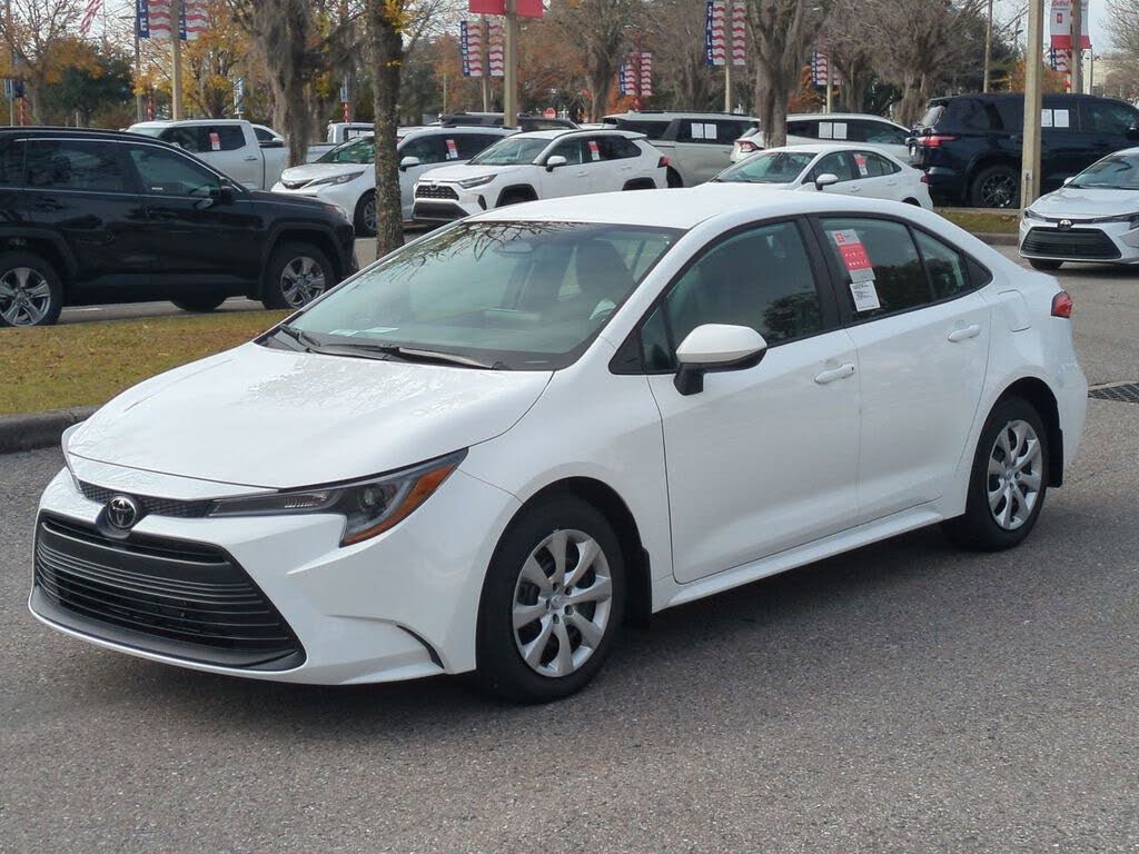 2026 Toyota Corolla LE FWD