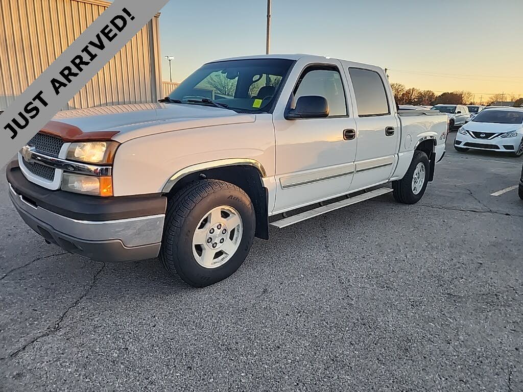 2004 Chevrolet Silverado 1500 LS Crew Cab 4WD