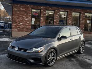 Volkswagen Golf R AWD
