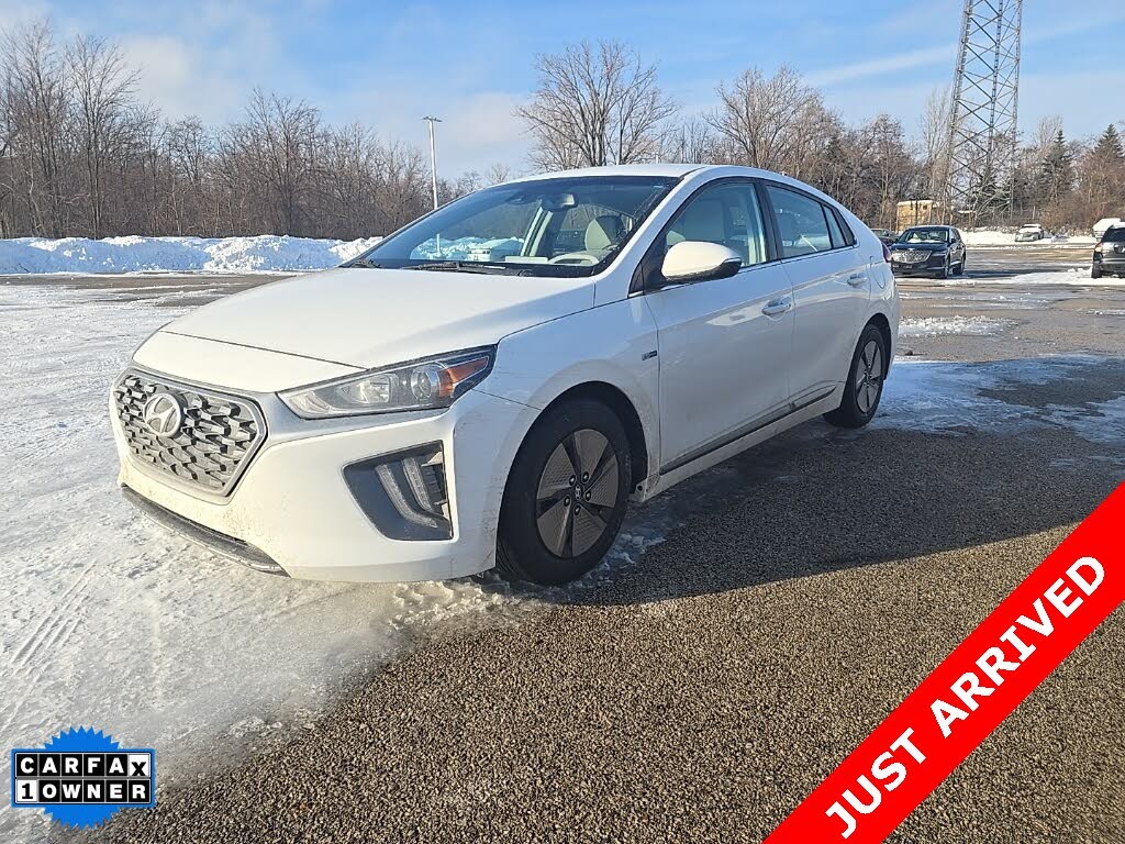 2020 Hyundai Ioniq Hybrid SE FWD