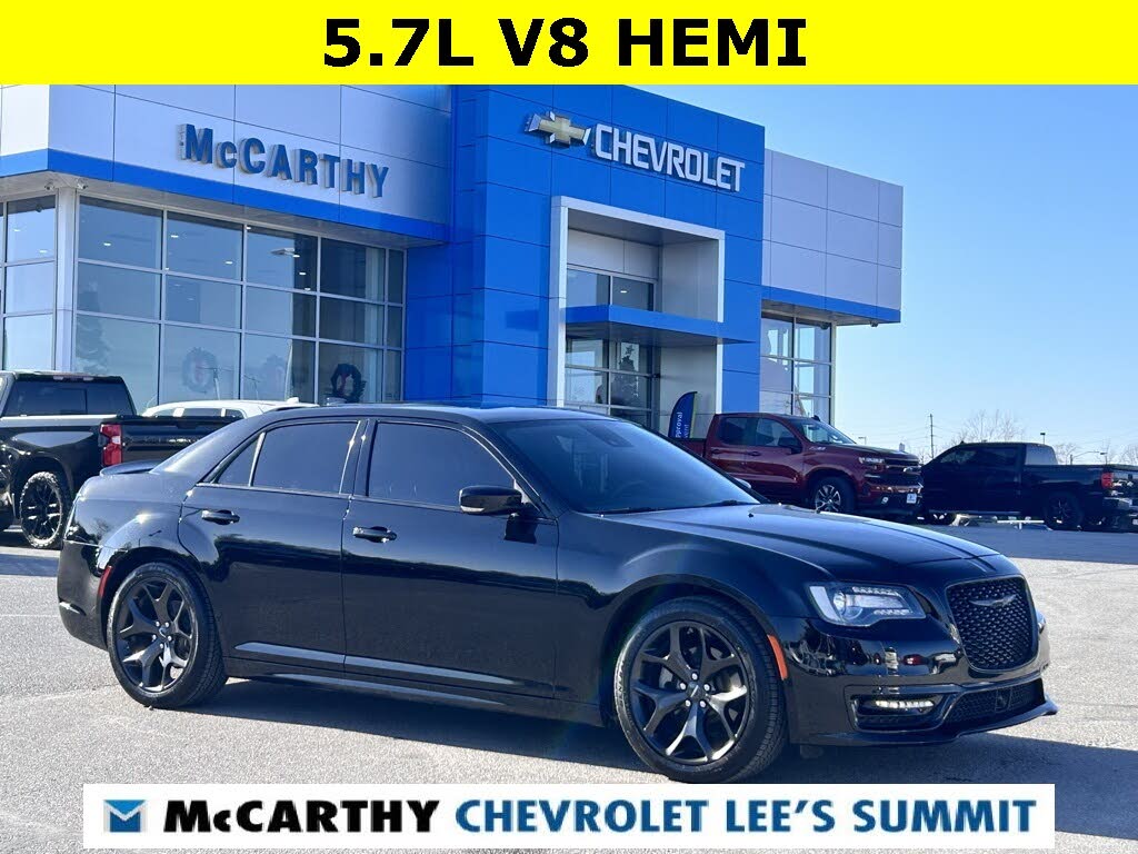 2023 Chrysler 300 S V8 RWD