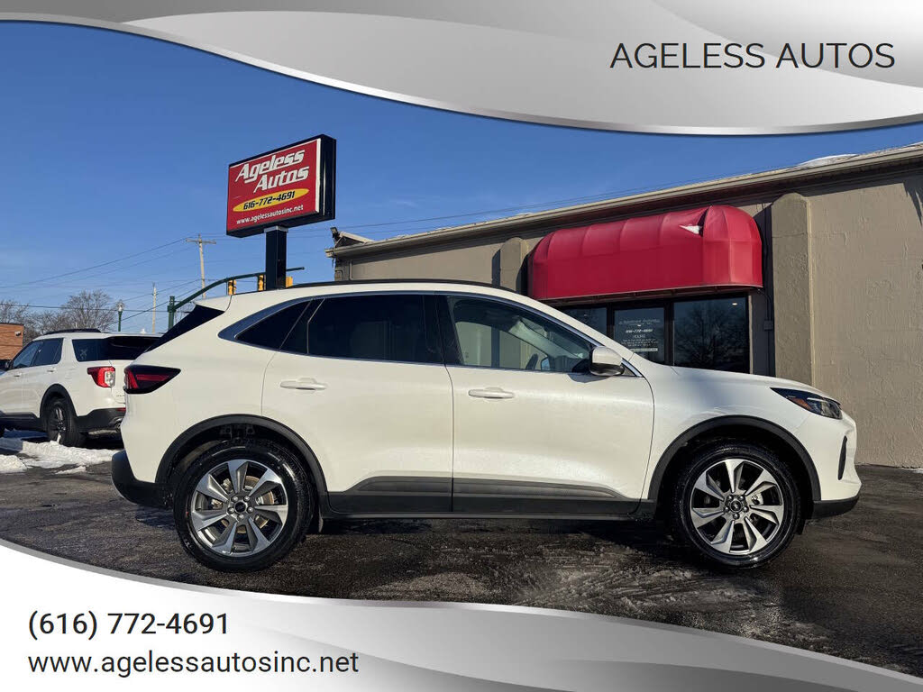 2024 Ford Escape Platinum AWD