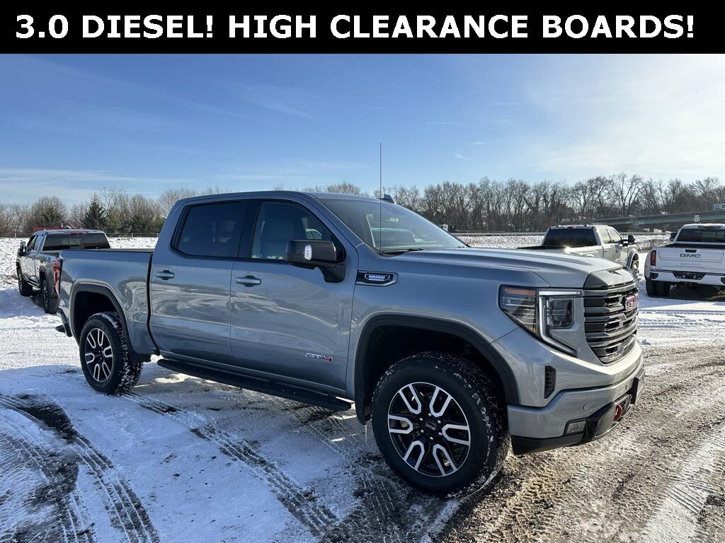 2025 GMC Sierra 1500 AT4 Crew Cab 4WD