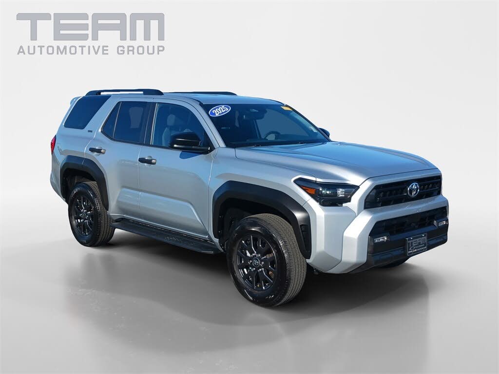 2025 Toyota 4Runner SR5 4WD