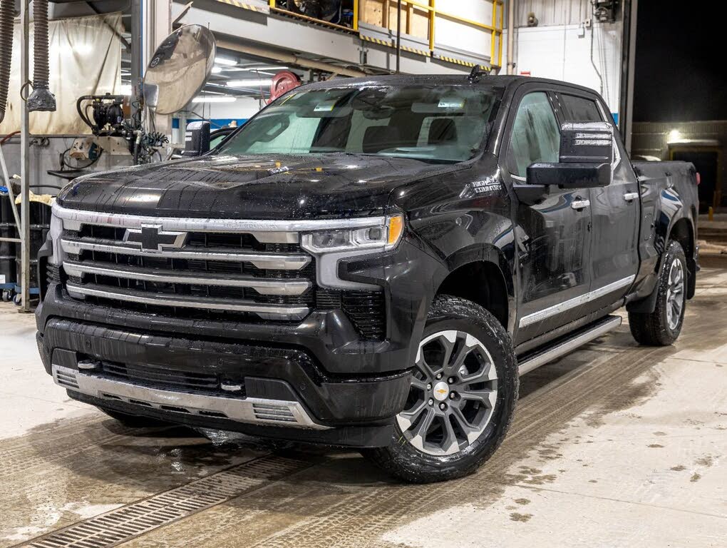 Chevrolet Silverado 1500 High Country Crew Cab 4WD 2026