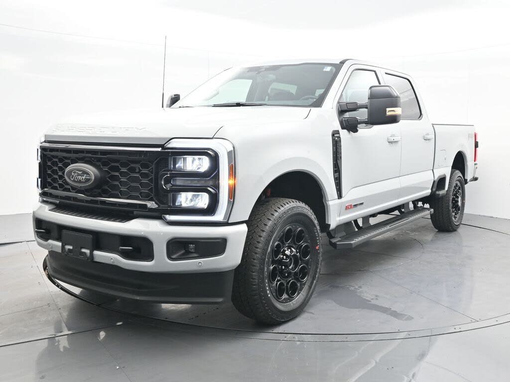 2026 Ford F-250 Super Duty Lariat Crew Cab 4WD