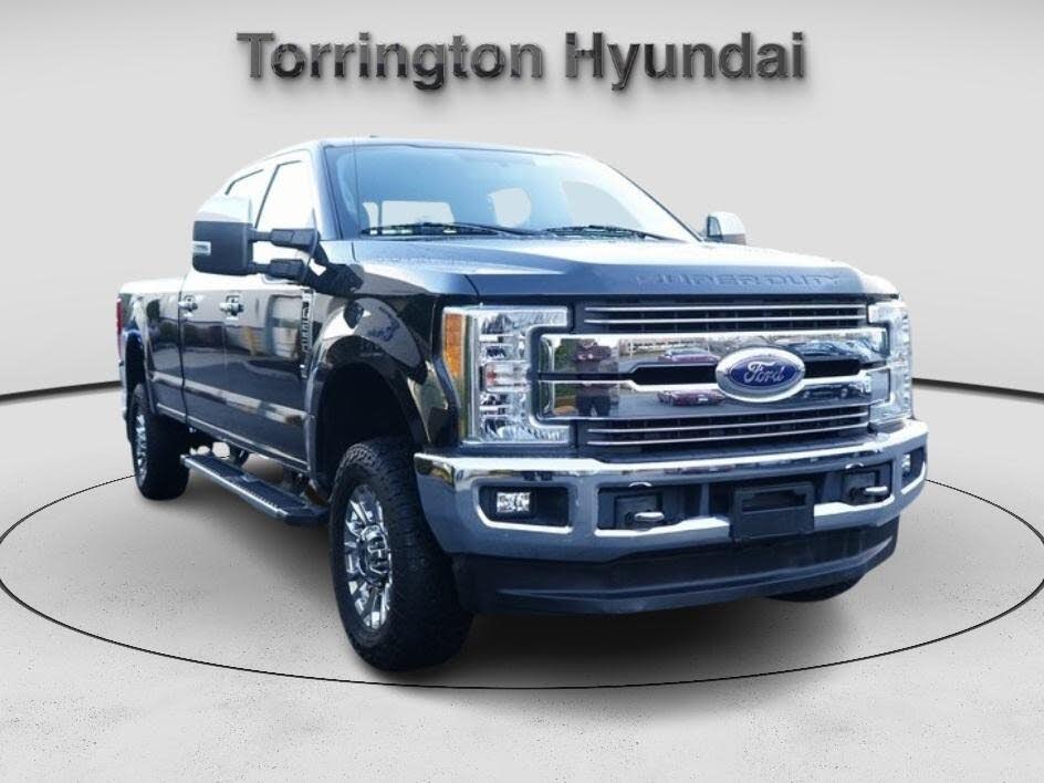 2017 Ford F-250 Super Duty Lariat Crew Cab 4WD