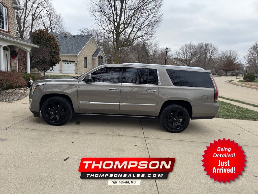 2018 Cadillac Escalade ESV Premium Luxury 4WD