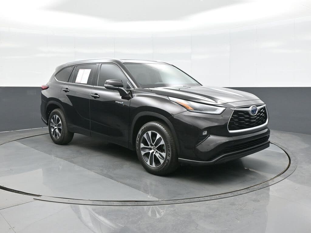 2021 Toyota Highlander Hybrid XLE FWD