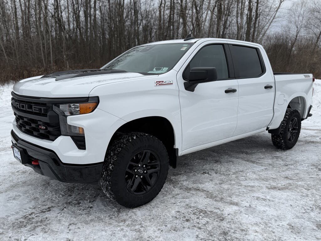 2022 Chevrolet Silverado 1500 Custom Trail Boss Crew Cab 4WD