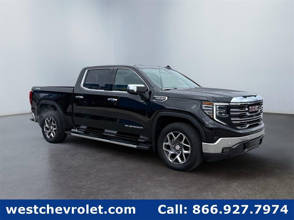 2022 GMC Sierra 1500 SLT Crew Cab 4WD
