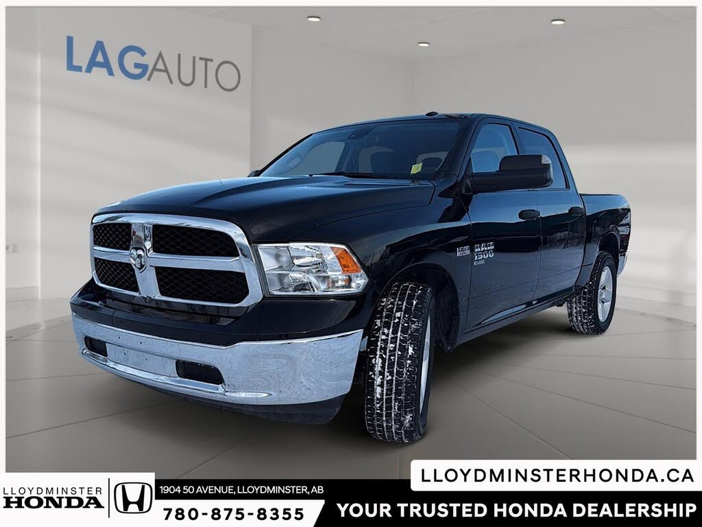 2023 RAM 1500 Classic SLT Crew Cab 4WD