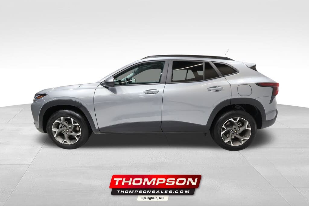 2025 Chevrolet Trax LT FWD