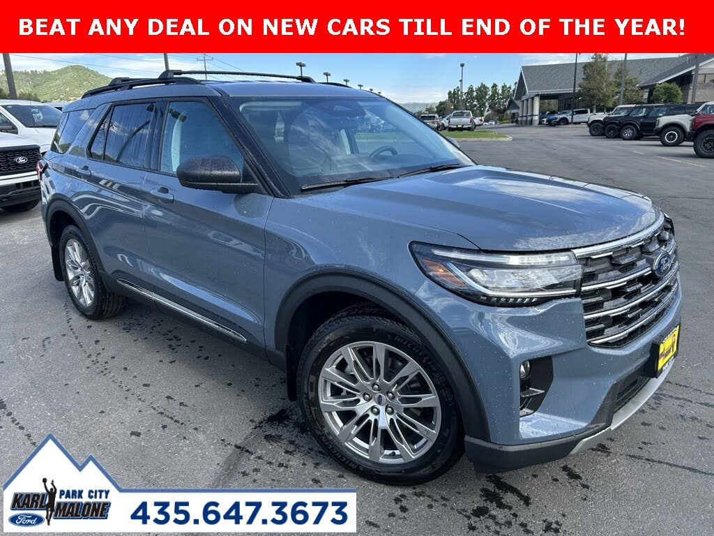 2025 Ford Explorer Active AWD
