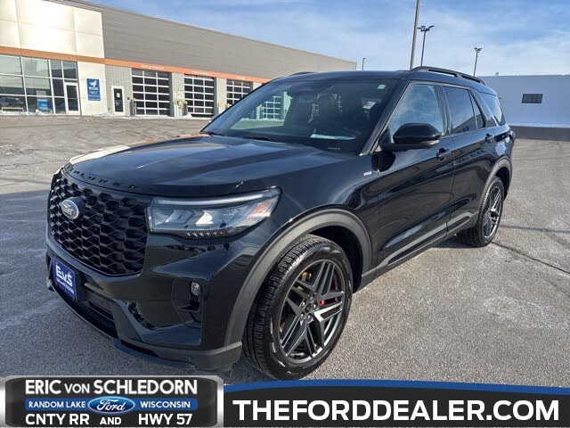 2025 Ford Explorer ST-Line AWD