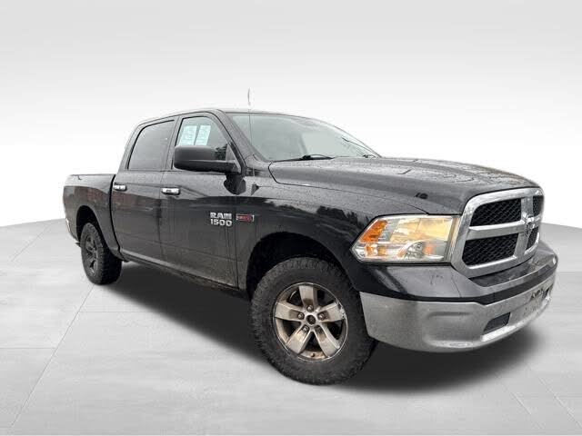 2018 RAM 1500 SLT Crew Cab 4WD