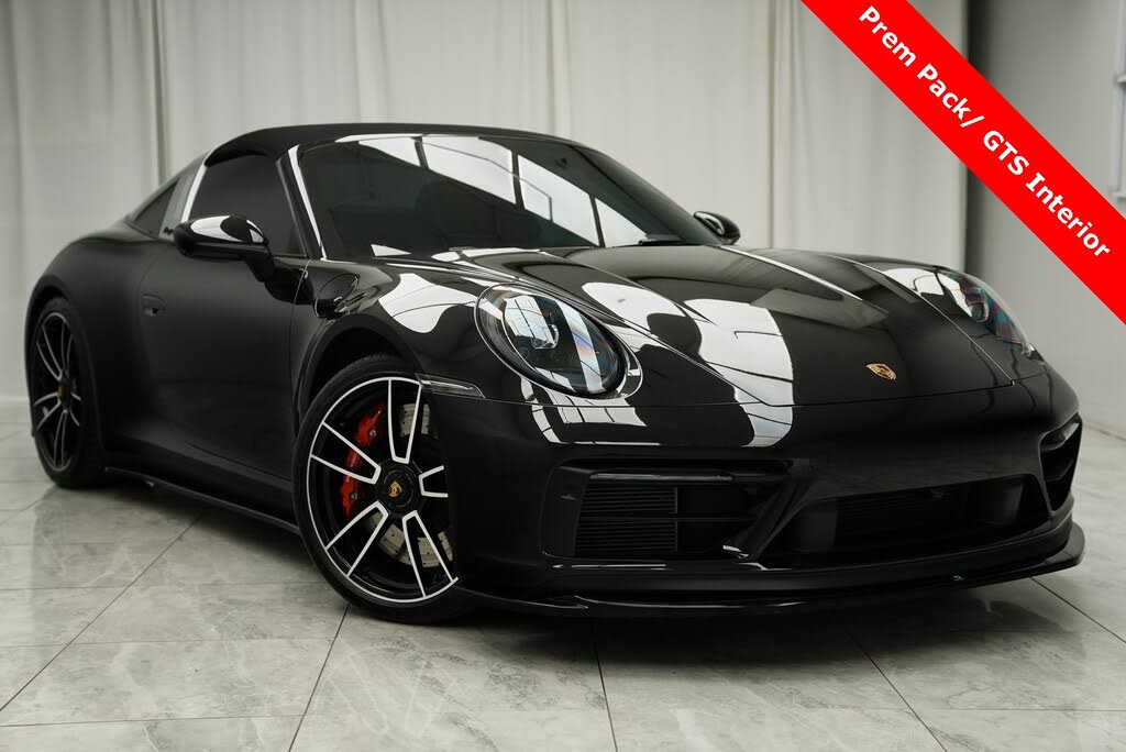 2022 Porsche 911 Targa 4 GTS Cabriolet AWD