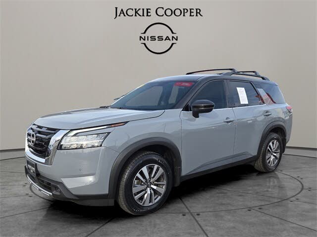2023 Nissan Pathfinder SL FWD