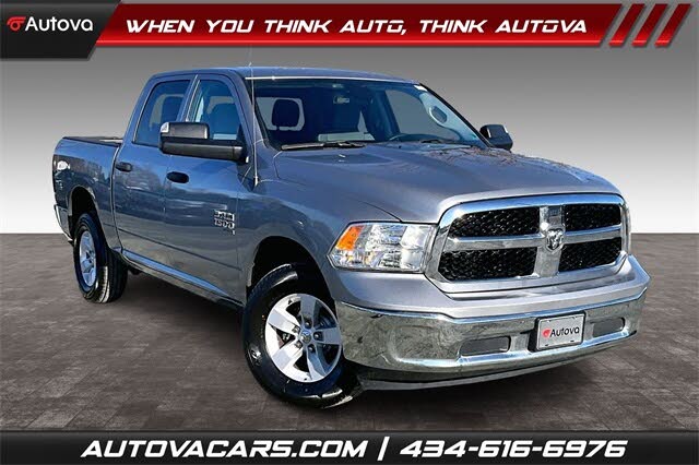 2023 RAM 1500 Classic SLT Crew Cab 4WD