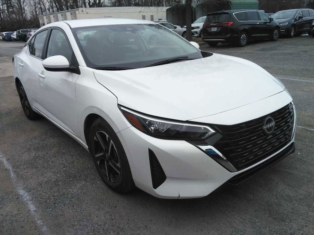2024 Nissan Sentra SV FWD