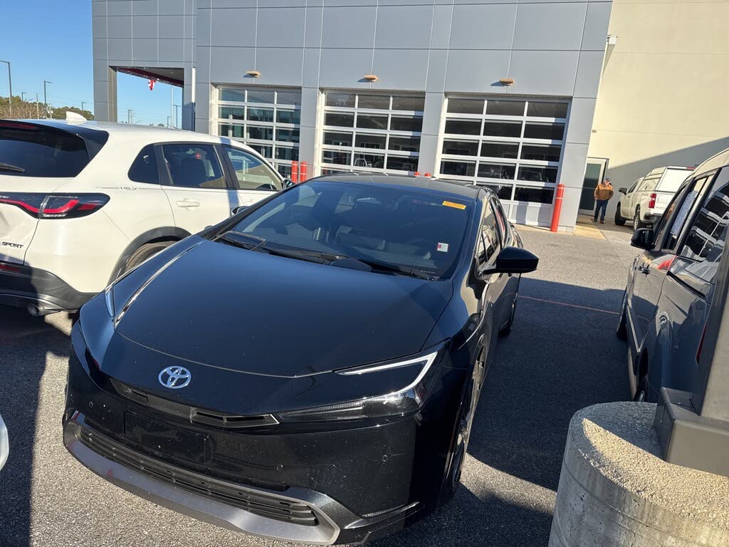 2024 Toyota Prius Limited FWD