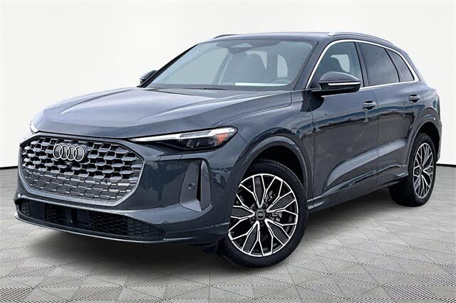 2025 Audi Q5 quattro Premium Plus 40 TFSI