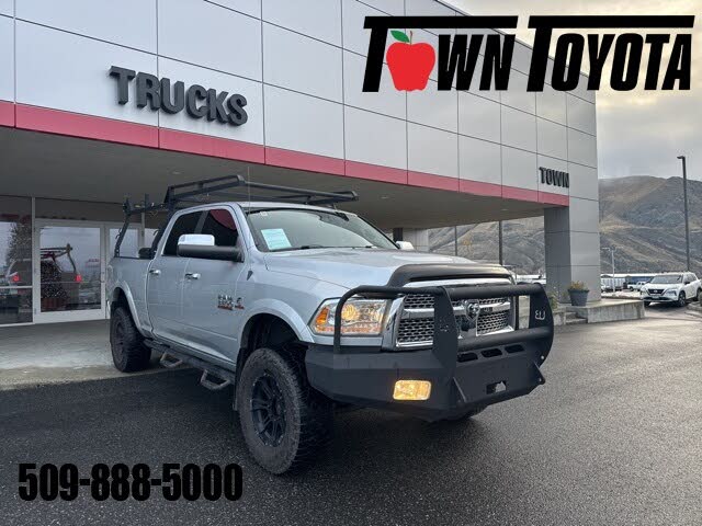 2015 RAM 3500 Laramie Crew Cab 4WD