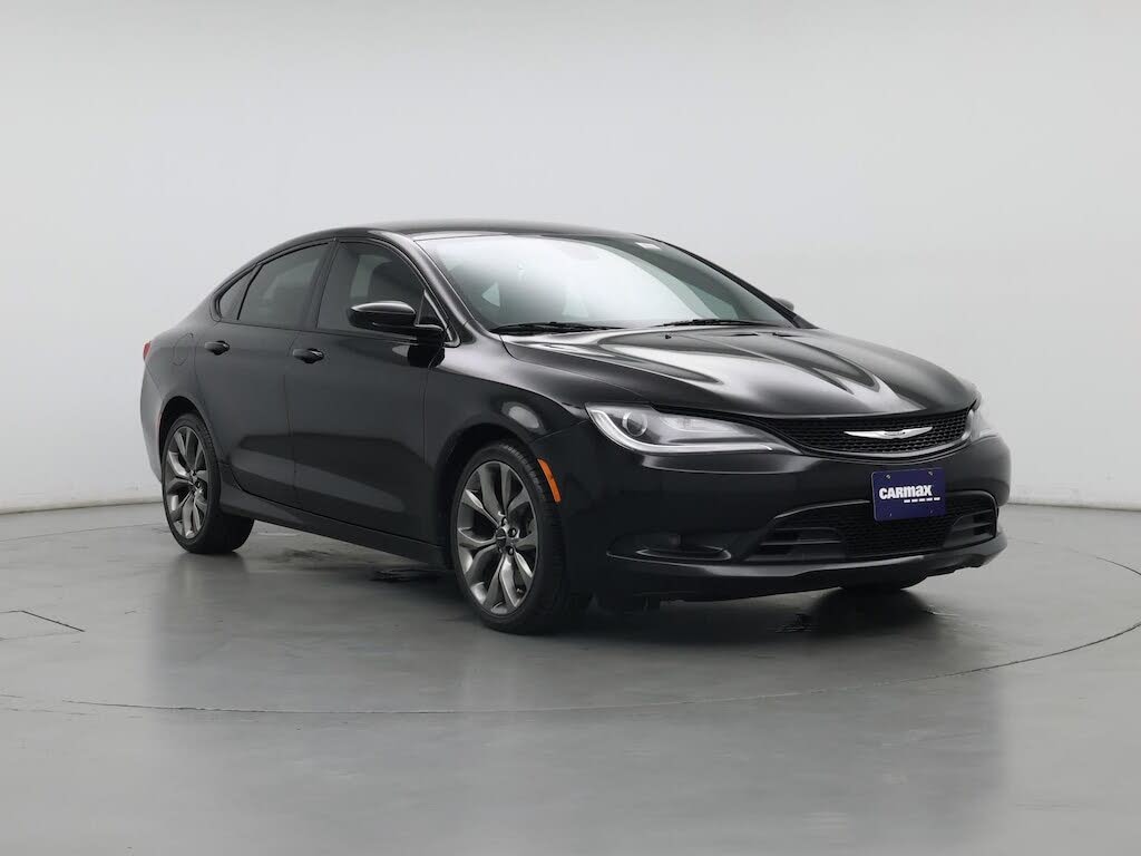 2016 Chrysler 200 S Sedan FWD