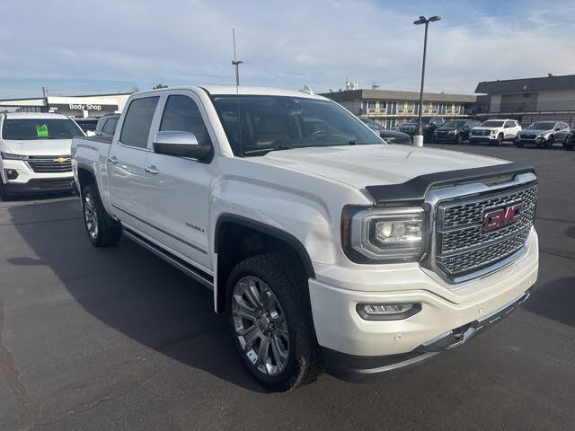 2017 GMC Sierra 1500 Denali Crew Cab 4WD