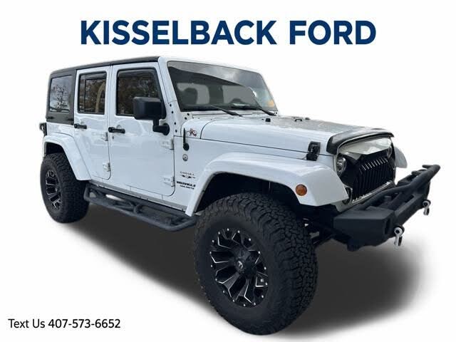 2017 Jeep Wrangler Unlimited Sahara 4WD