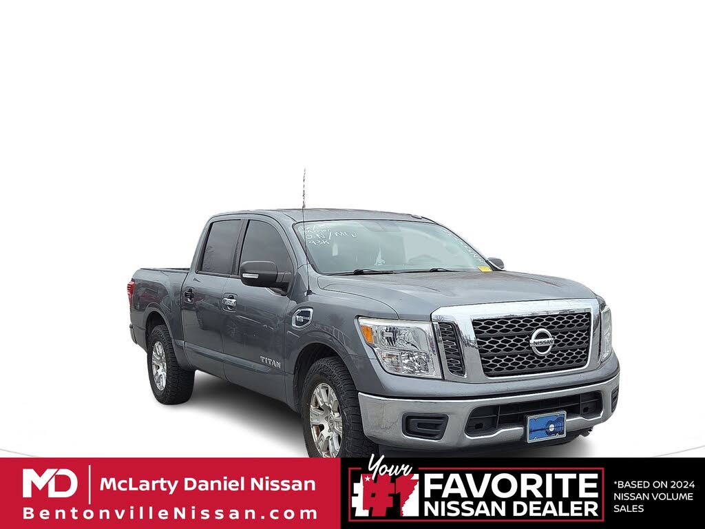 2017 Nissan Titan SV Crew Cab