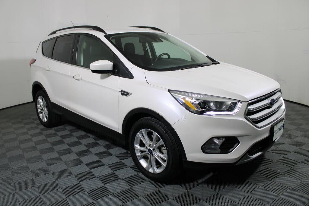 2019 Ford Escape SEL FWD