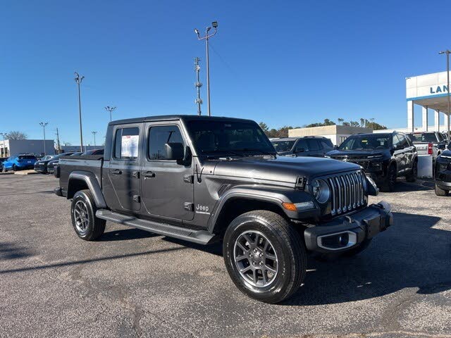 2021 Jeep Gladiator Overland Crew Cab 4WD