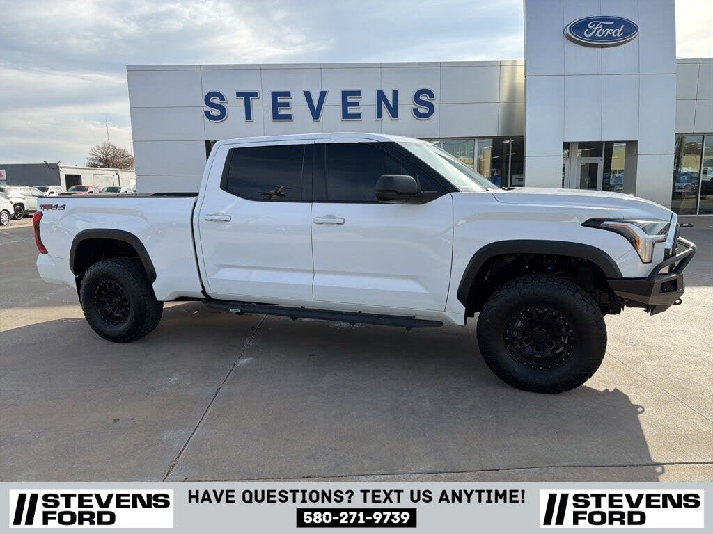 2022 Toyota Tundra SR5 CrewMax Cab LB 4WD