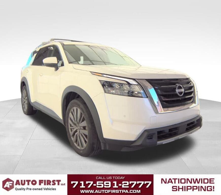2023 Nissan Pathfinder SL 4WD