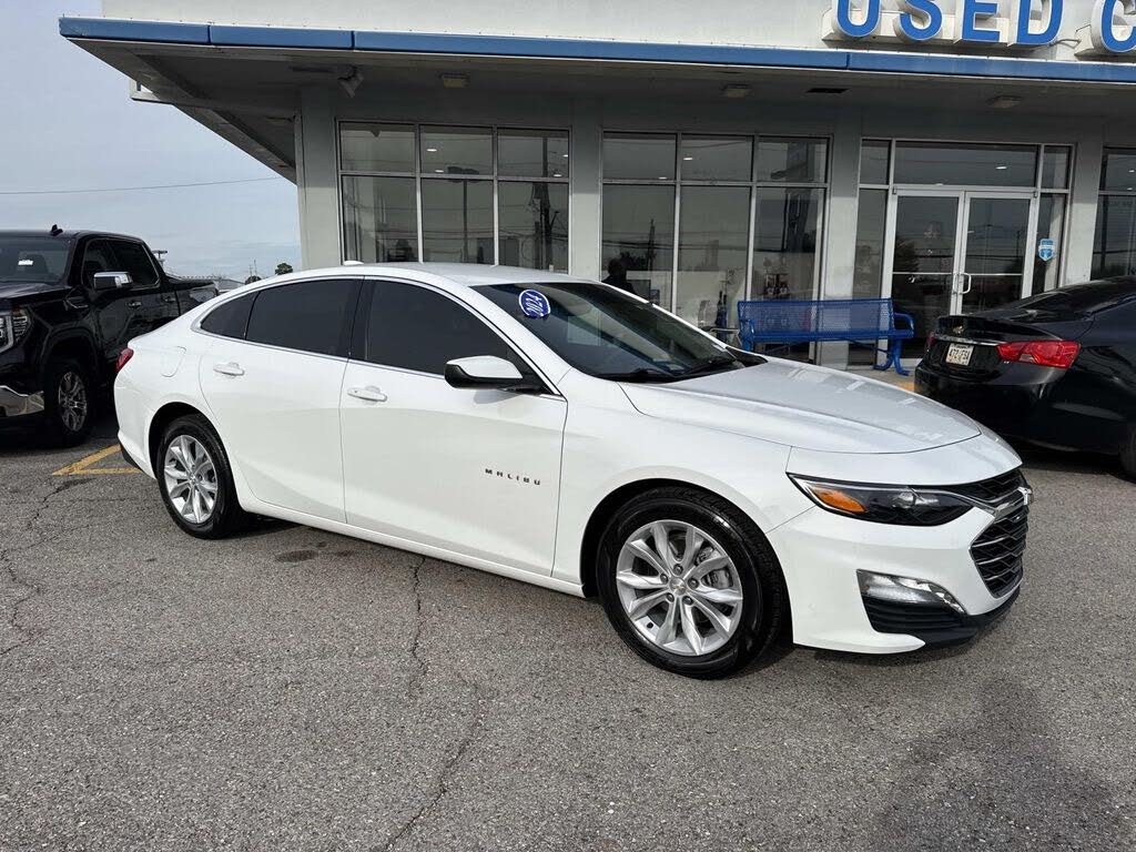 2024 Chevrolet Malibu LT with 1LT FWD