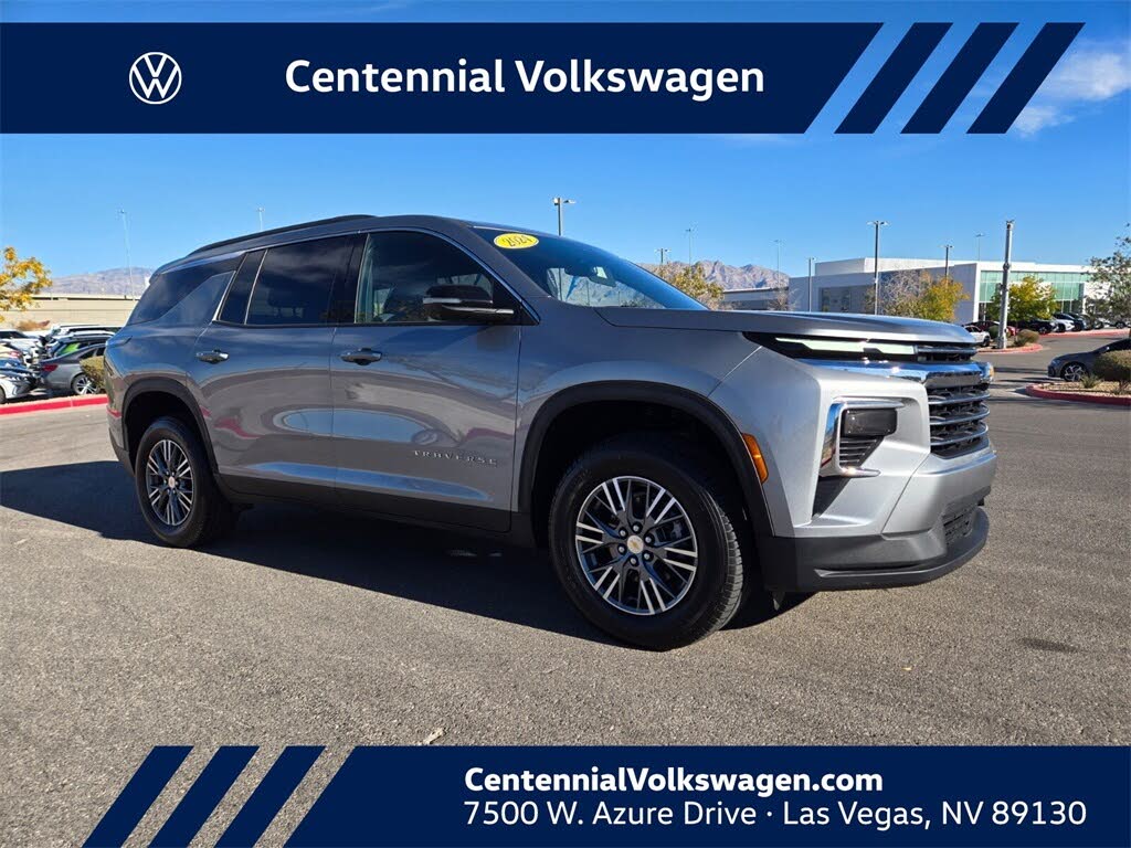 2024 Chevrolet Traverse LT FWD